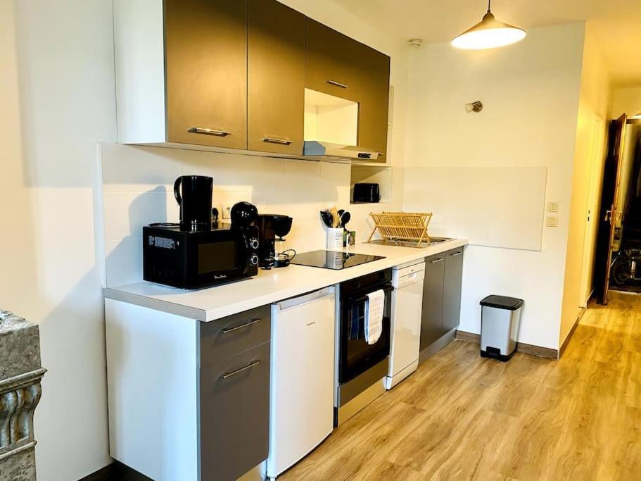 L'Appart De La Comedie-Centre Apartment Bourg-en-Bresse Exterior photo